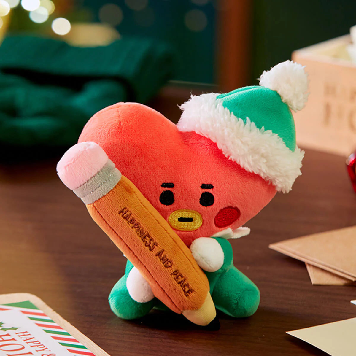 BT21 TATA BABY MINI HOLIDAY STANDING DOLL – TOMO:LIFE