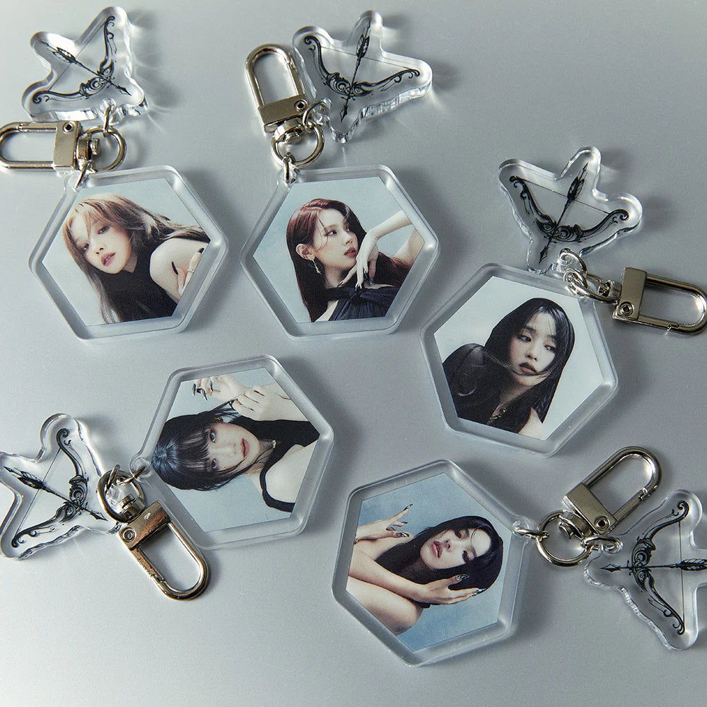 (G)I-DLE ACRYLIC KEYRING & PHOCA SET 0 VER. SHUHUA