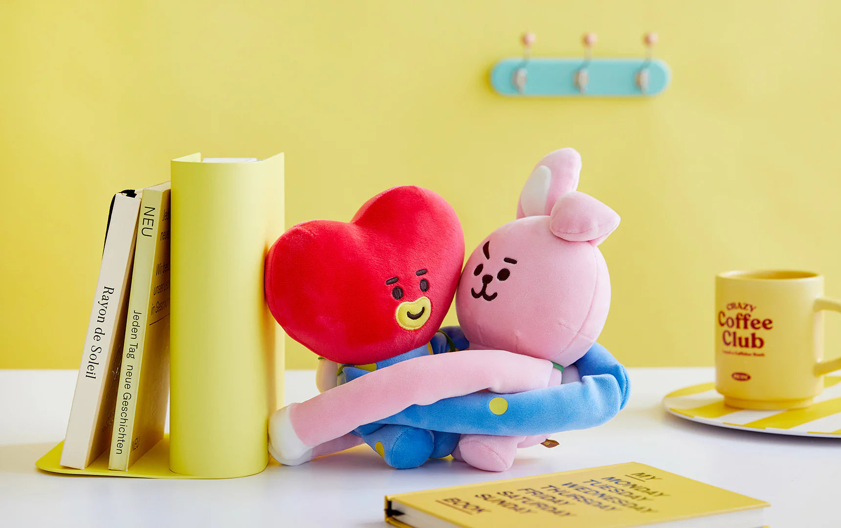 BT21 TATA BIG PLUSH MAGNET CHEWY CHEWY